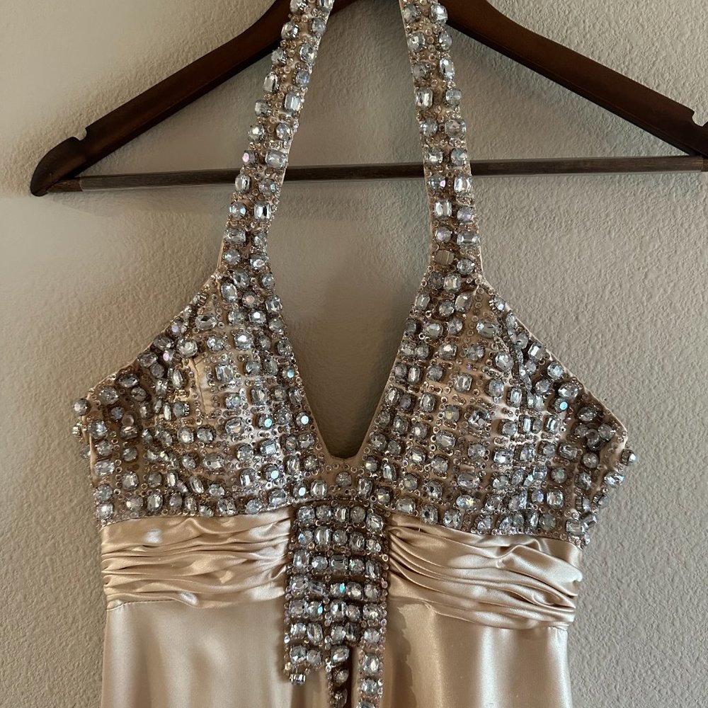 Formal/Prom Dress - Picture 2 of 4